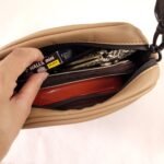 Mini Bolsa Feminina Oval - Bege - Imagem 3
